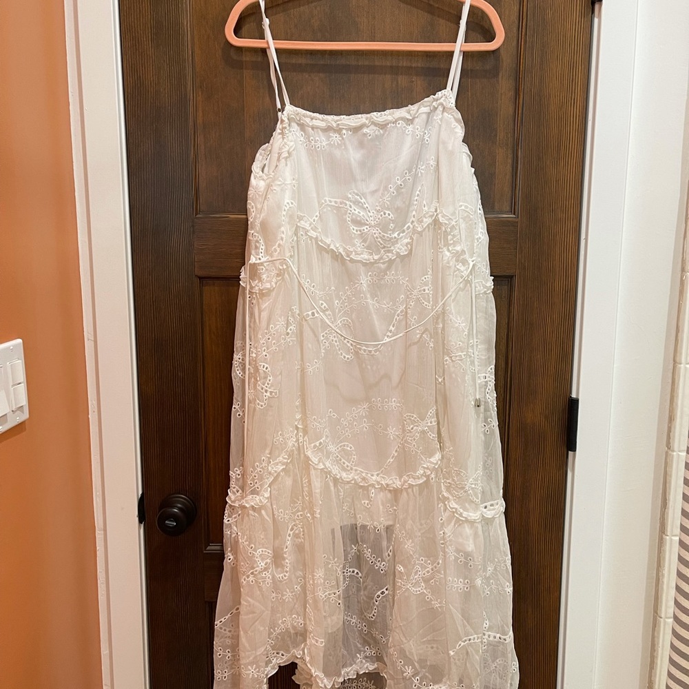 LACE HIGH LOW DRESS